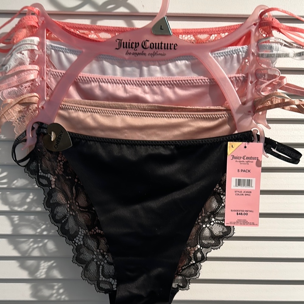 NWT Juicy Couture (5) Pack Lacy String Bikini Panties.